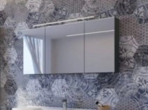 В інтер'єрі Гарнітур для ванної кімнати 120 см глянсовий Botticelli Vanessa з умивальником Domenika-120