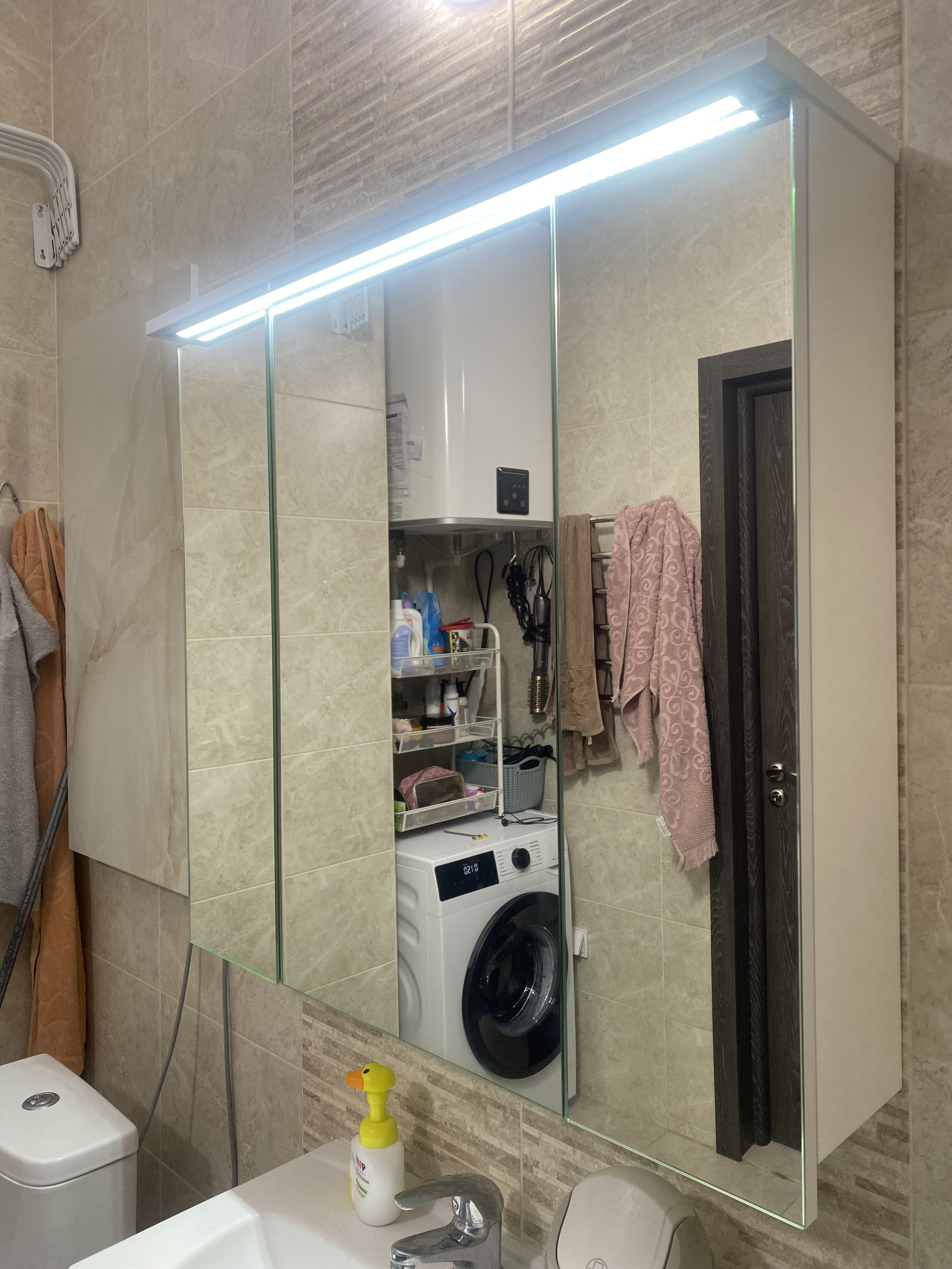 Фото покупателей Зеркальный шкаф в ванную 80 см с подсветкой ПИК Базис ШН0580-LED